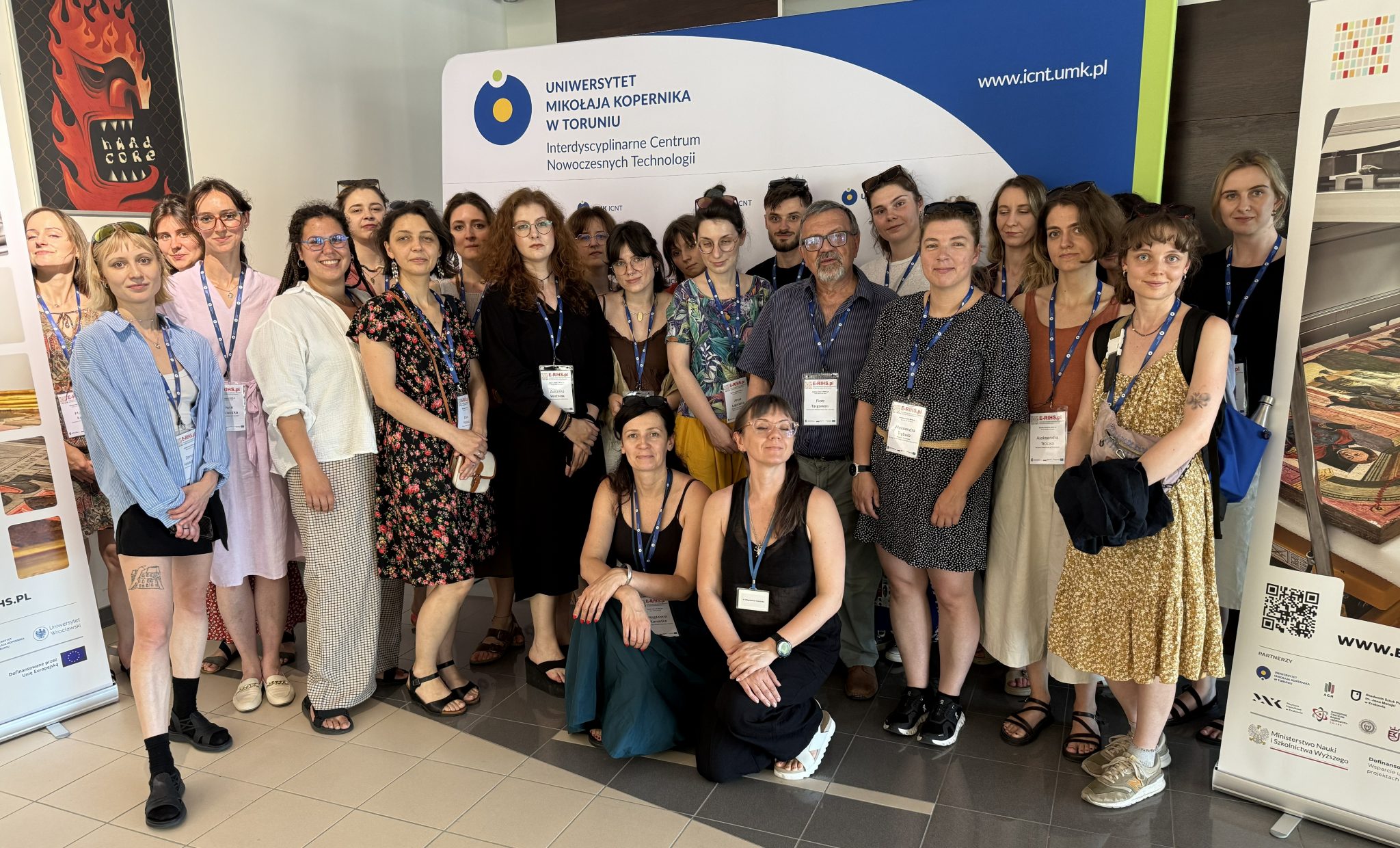 Group picture from the E-RIHSplSummeSchool